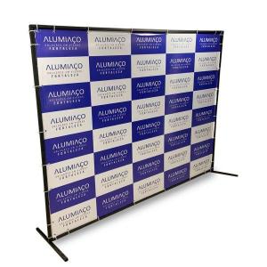 Painel Backdrop Lona instalada em Quadro Metal Metalon 30x30 cm 4x0 Lona Brilho Ilhós e presilha de nylon 