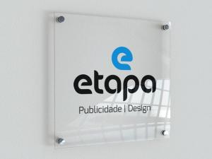 Placa Acrílica Interna Ps transparente 3mm 200x100 4x0 Adesivo transparente e branco Corte reto 4 furos no acrílico para fixação